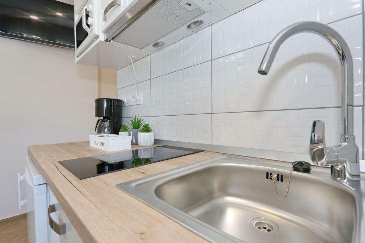 Two New Apartments By The Town Center Zadar Exterior photo