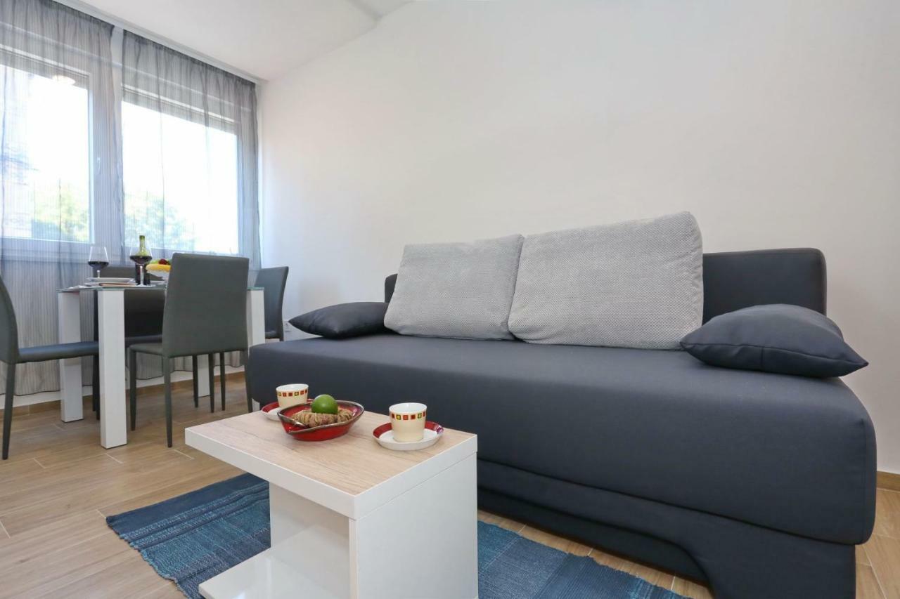 Two New Apartments By The Town Center Zadar Exterior photo