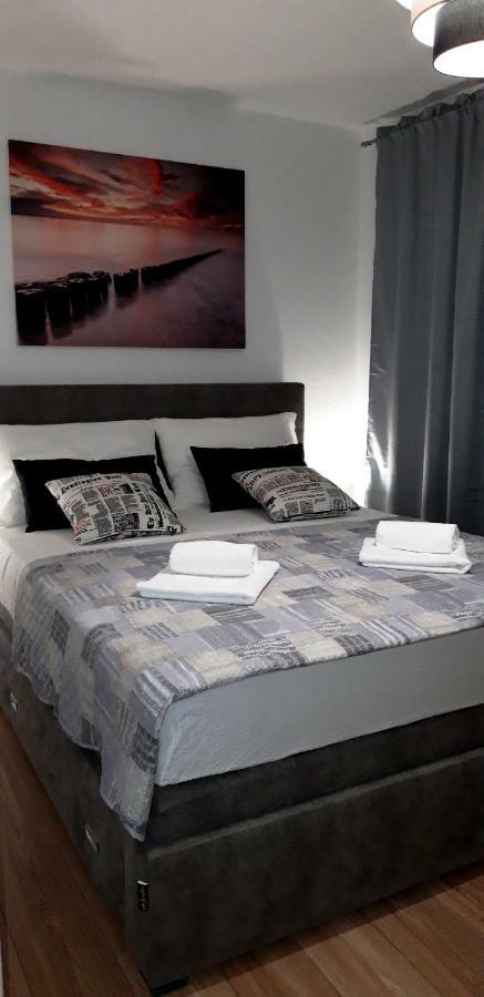 Two New Apartments By The Town Center Zadar Room photo
